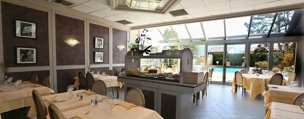 Pomo Hotel & Restaurant Echirolles