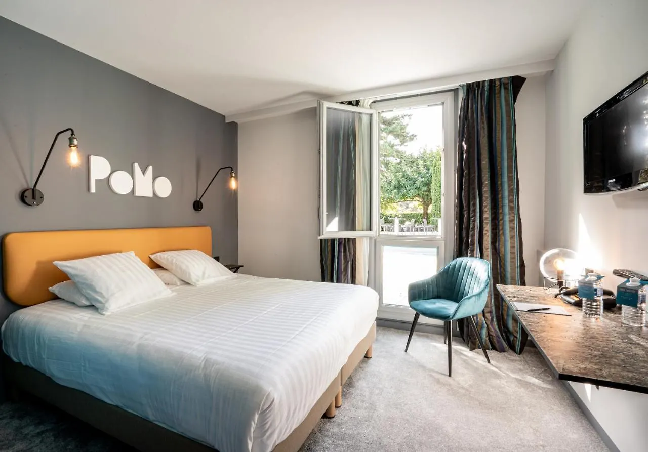 Pomo Hotel & Restaurant contacts